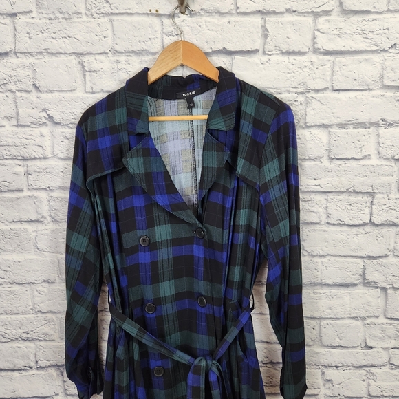 Torrid Trench Coat - Picture 6 of 9